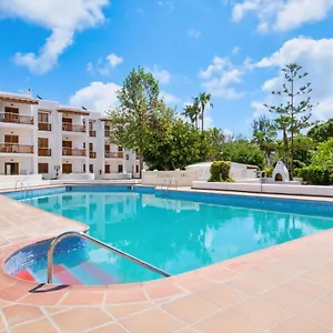Apartahotel Azuline Sanso, Santa Eulalia del Río